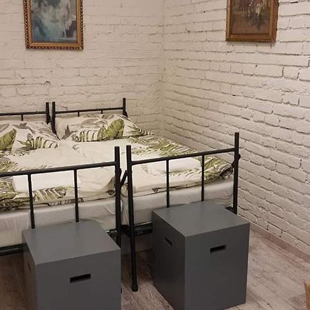 Wolf Apartment With Terrace By Nw Budapest Exteriör bild