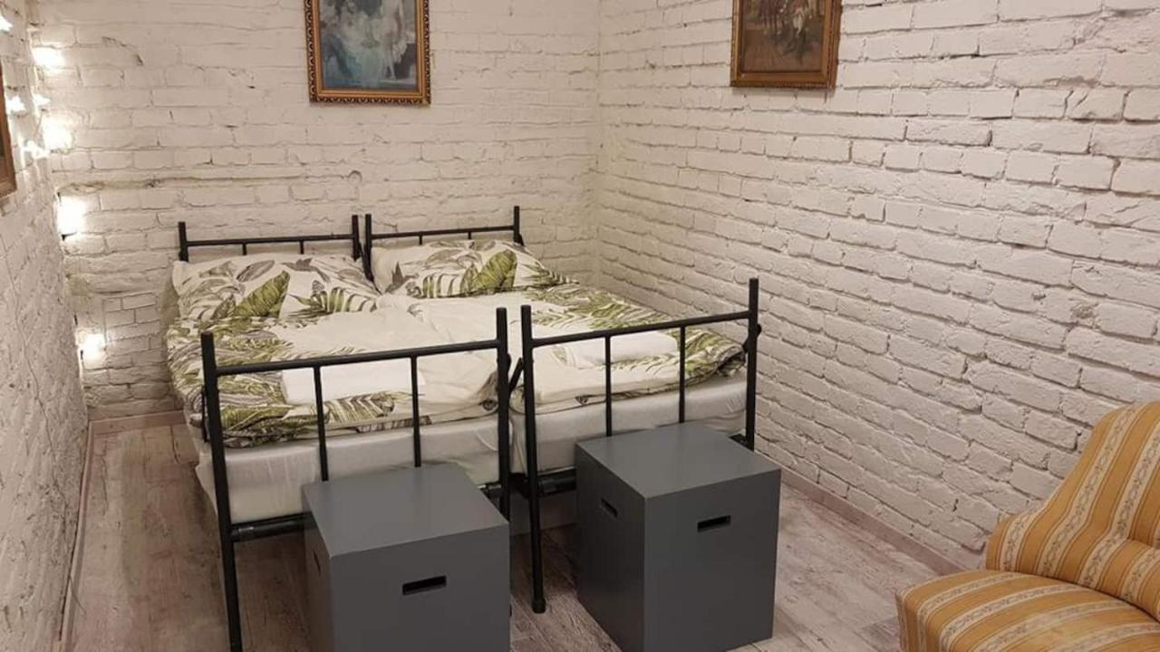 Wolf Apartment With Terrace By Nw Budapest Exteriör bild